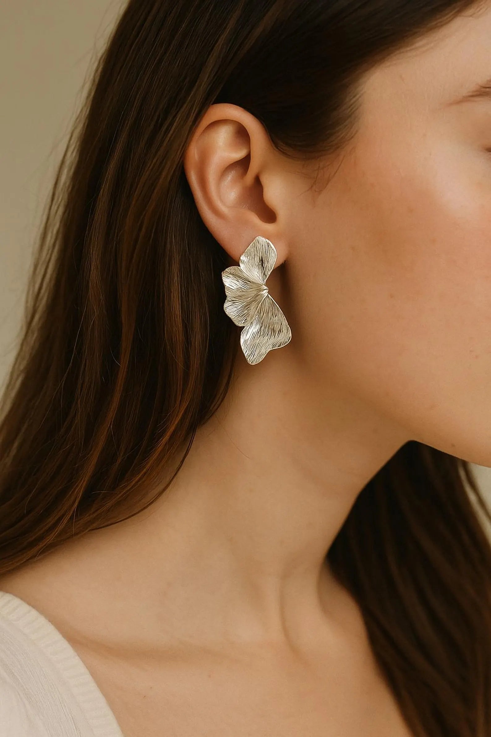 Chunky Leaf Drop Earrings – Gold & Silver Statement Dangles | AlaraNYC